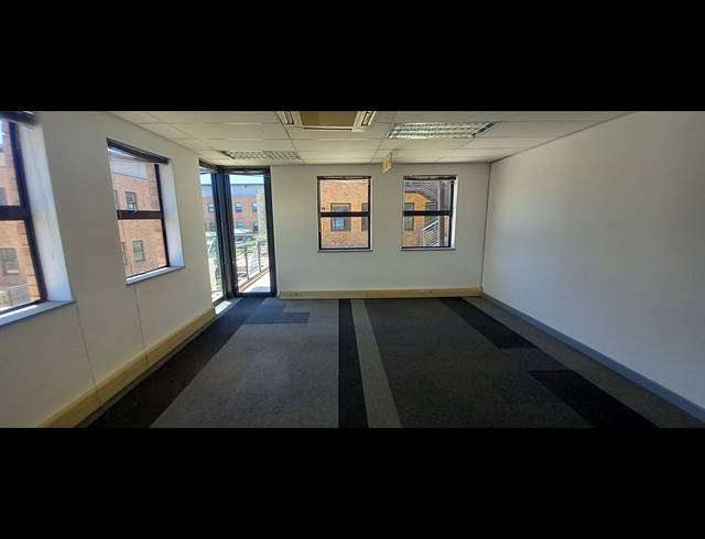 809M² OFFICE TO LET IN PAULSHOF